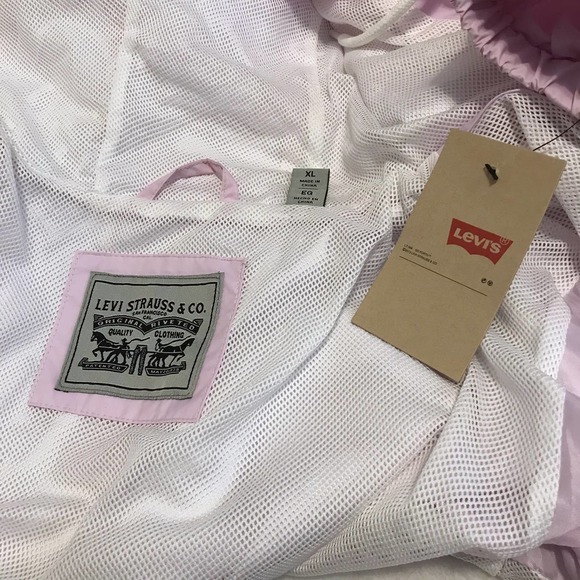 ❌SOLD❌ Levi’s NWT Light Lilac Windbreaker Jacket for Women XL - Picture 11 of 15